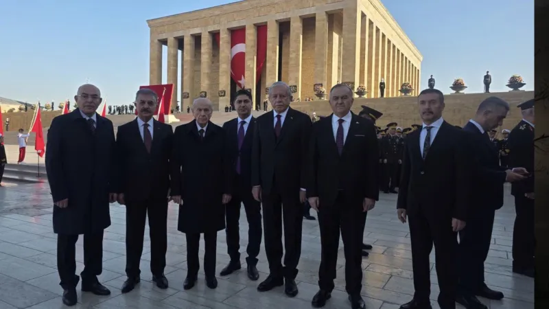 Bahçeli'den Anıtkabir Ziyareti: 29 Ekim'de Neden Yoktu?