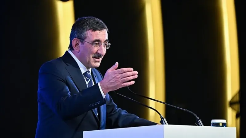 AK Parti'nin Anayasa Komisyonu kapsamlı çalışmalarına bayram sonrası başlıyor