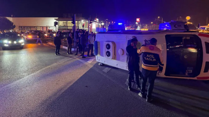 Ambulans Kaza Yaptı! Tokat'ta Sağlık Çalışanlarına Ne Oldu?