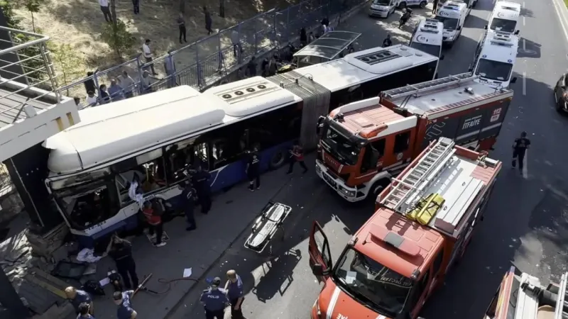 Ankara'da Otobüs Kazası! Keçiören'de Neler Oluyor?