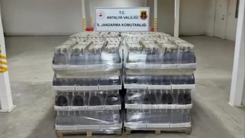 Antalya'da Şok Baskın! 119 Bin Litre Kaçak Alkol Ele Geçirildi