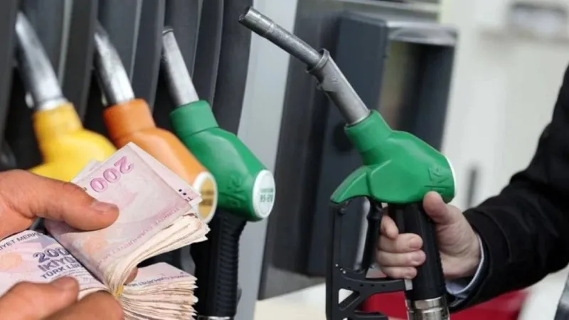 Benzine Zam Şoku! Fiyatlar Neden Yükseliyor?