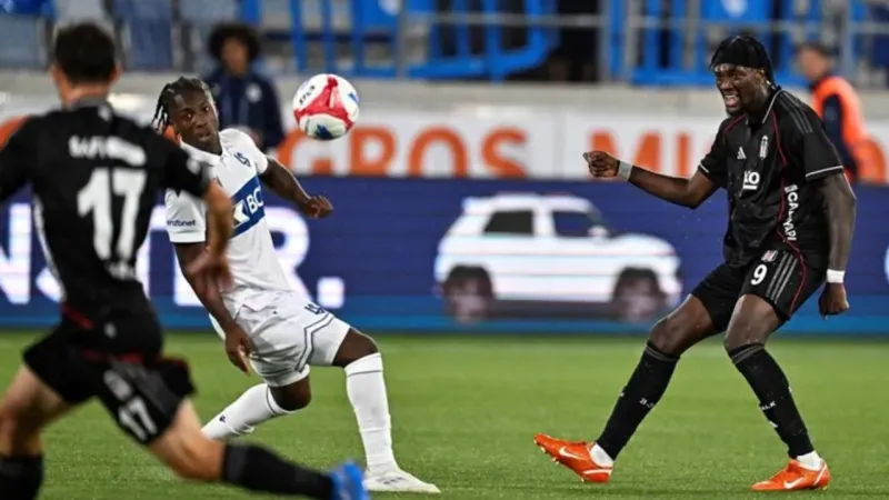 Beşiktaş'ta Şok! Kalede Alarm: 6 Maçta 11 Gol Yedi!