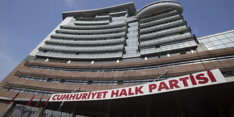 CHP'de Şok İstifa! Aksu Belediye Başkanı İsa Yıldırım Neden Gitti?