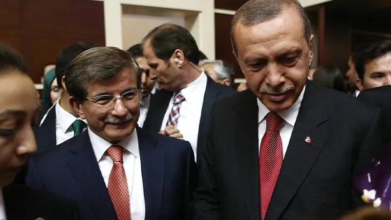 Davutoğlu'ndan Şok Sözler: AK Parti Beni Kaybetmemeliydi!