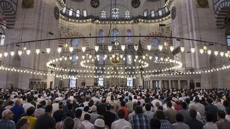 Diyanet 31 Ekim 2025 Cuma Hutbesi konusu: Ailede huzur merhamet ve muhabbetle başlıyor!