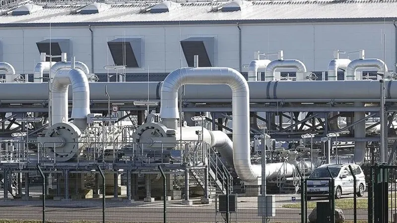 Doğal gaz ithalatı martta yüzde 35,9 arttı