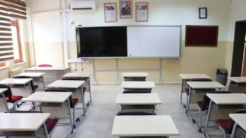 Hayalet Sınıflar Şoku! Okula Gitmeden Diploma Alanlar Ortaya Çıktı!