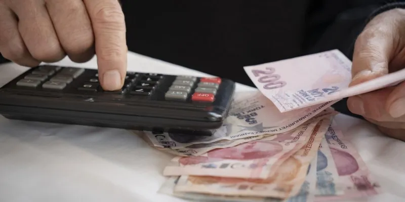 Emekli Maaşı Zammı: AK Parti'den Beklenen Açıklama Geldi!