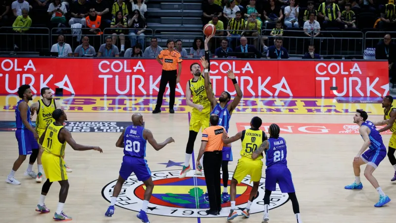 Fenerbahçe Türk Telekom'u Devirdi! Yarı Finalde Rakip Belli Oldu