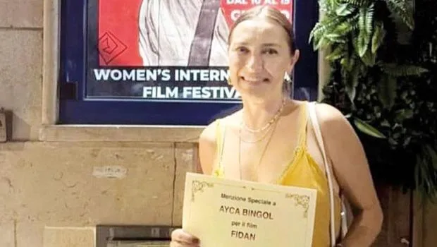 Fidan Roma'dan ödülle döndü