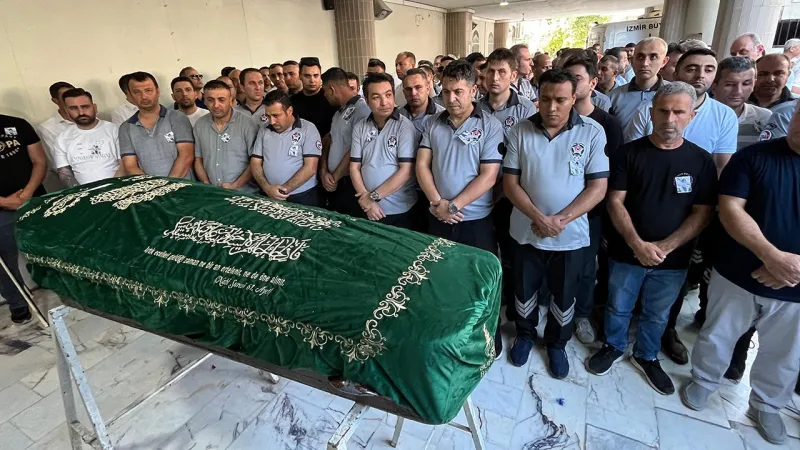 İZBAN'da Şok Ölüm! Sigara Uyarı Cinayeti Mi?