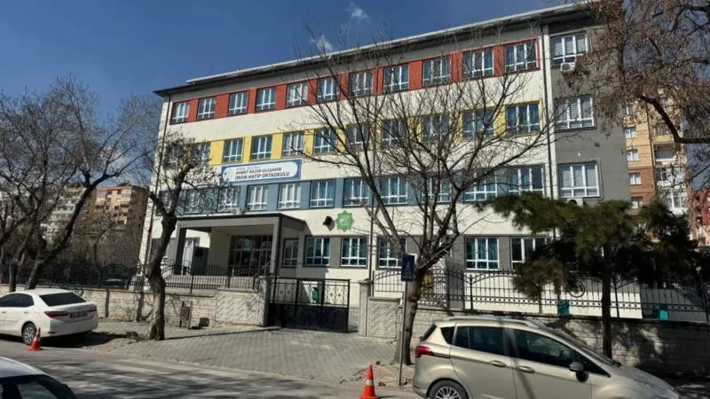 Konya’da okulda başörtüsü ve bağış dayatması iddiası