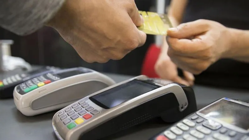 Kredi Kartı Bağımlılığı Tavan Yaptı! Ödeme Rekoru Kırıldı