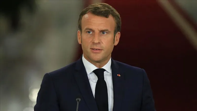 Macron'dan Şok Uyarı: İran'ı Değiştirmek Kaos Getirir!