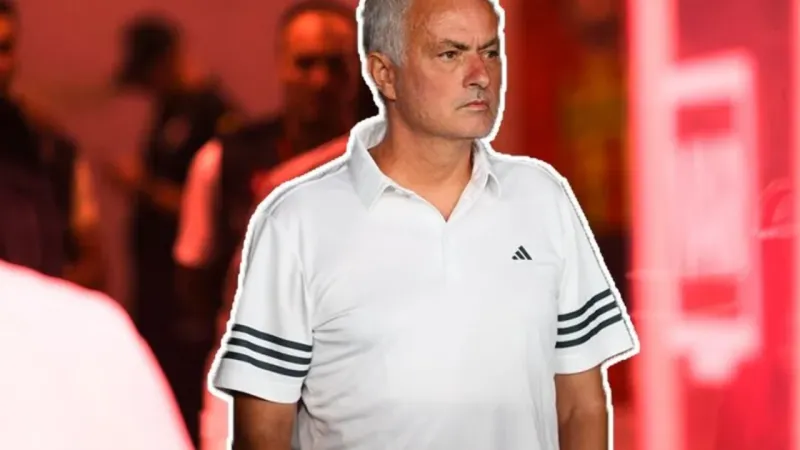Mourinho asaletinden ödün verdi: O oyuncunun menajerini İstanbul'da ağırladı