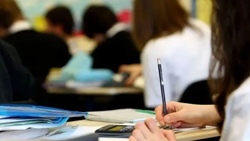 Okullar Ne Zaman Açılıyor? 2025-2026 Eğitim Takvimi Şaşırttı!