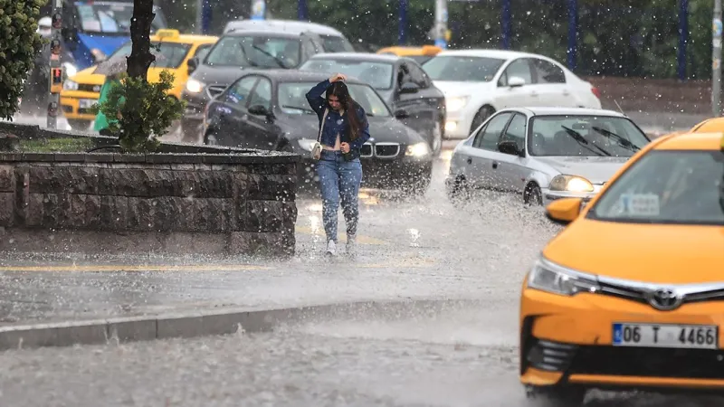 Ankara'da Şiddetli Yağış Alarmı! İşte Saat Aralığı
