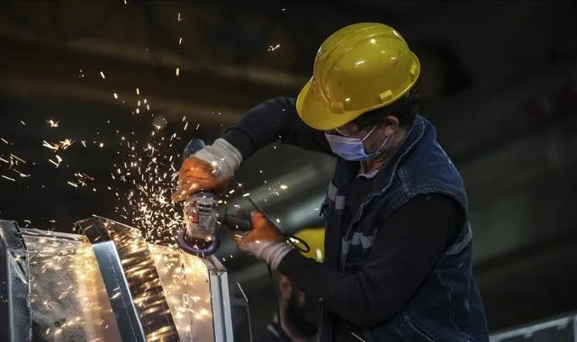 Bakan Kacır'dan Sanayi Hamlesi! Üretim Rekorları Kırılıyor