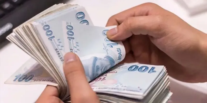 Benzin Zammı İsyanı Büyüyor! Vatandaşlardan Şok İstifa Çağrısı