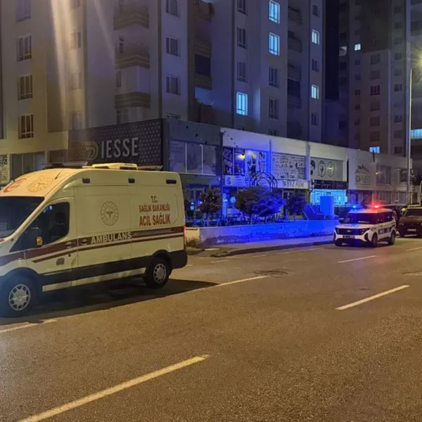 Berberde Kanlı Hesaplaşma! Kayseri'de Bıçaklar Konuştu: 2 Yaralı