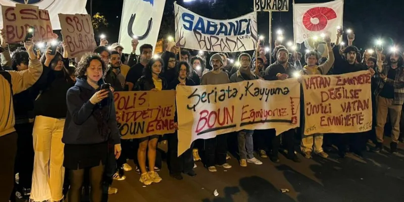 Boğaziçi'nde Neler Oluyor? Akademisyenlerden Şok İstifa Çağrısı!