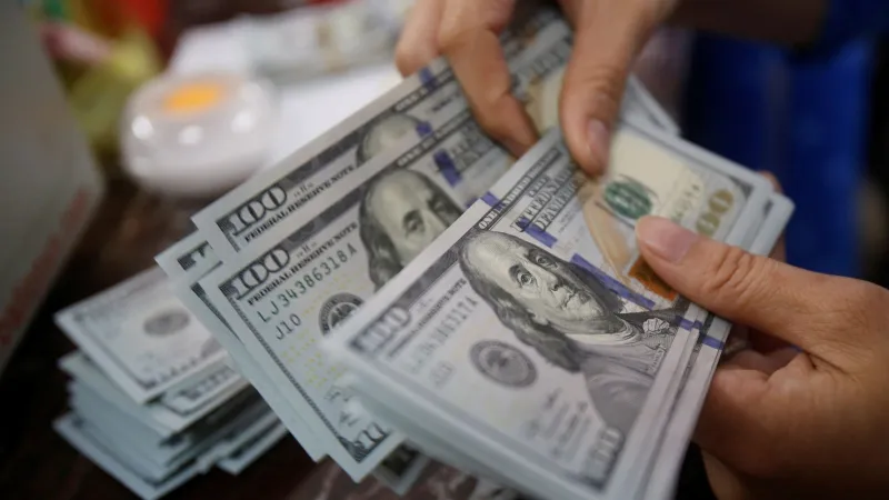 Dolar Yatay Seyirde, Euro 40 TL Üzerinde: Fed Kararı Piyasaları Beklemede