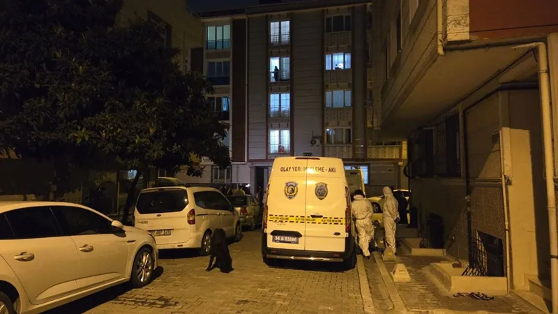 Esenyurt'ta Korkunç Cinayet! Kız Arkadaşını Yaraladı, Annesini Öldürdü!