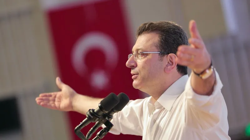 İmamoğlu'ndan Sert Sözler: Popülist Liderler Her Şeyi Manipüle Ediyor!
