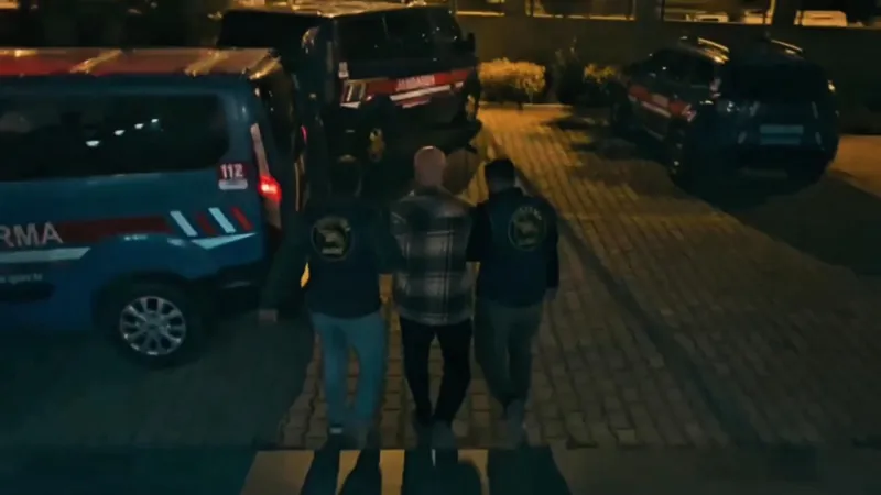 Kırmızı Bülten Alarmı! O Suçlular Türkiye'de Yakalandı!