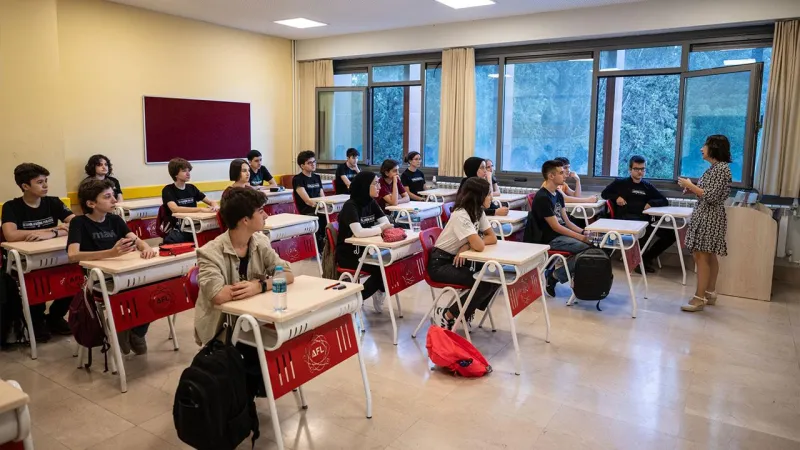 Liselerde Zorunlu Eğitim 3 Yıla Mı Düşüyor? İşte O İddia!