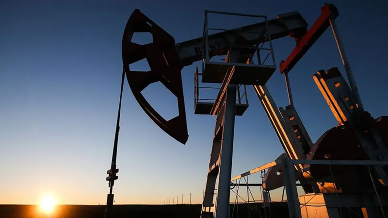 Petrol Fiyatları Tırmanışta: Benzine Zam mı Geliyor?