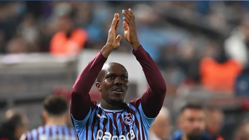 Trabzonspor'da Nwakaeme'nin Sakatlık Mücadelesi: Sezon Nasıl Geçiyor?