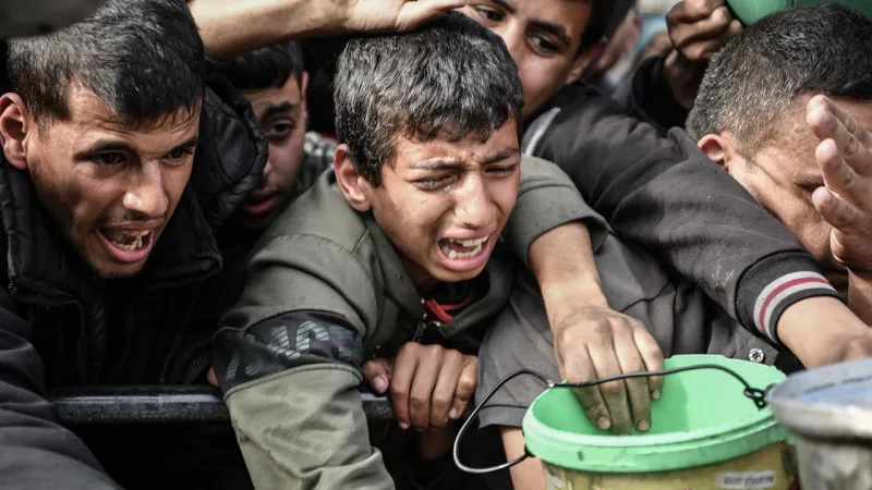 Gazze'de İnanılmaz Açlık! UNRWA'dan Şoke Eden Açıklama
