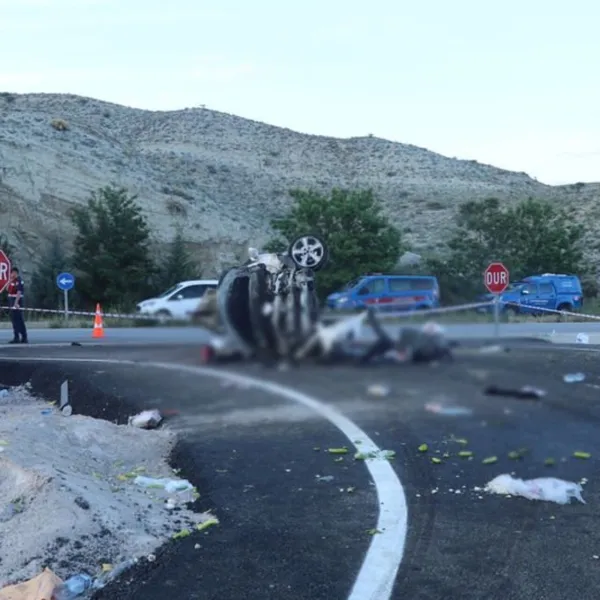 Feci Kaza! Otomobil Takla Attı: Çankırı'da 1 Ölü, 3 Yaralı!