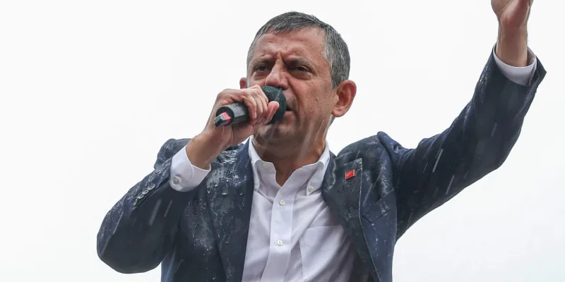 Özel'den Avcılar mitingine çağrı: Meydanlardayız