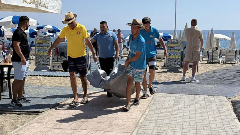 Plajda güneşlenen Alman turist hayatını kaybetti