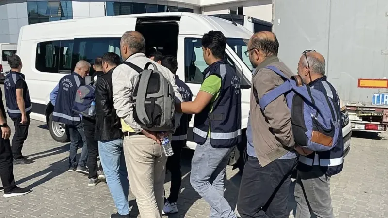 Samsun merkezli 3 ilde FETÖ finansmanına ‘Maydonoz Döner’ baskını: Çok sayıda şüpheli adliyeye sevk edildi