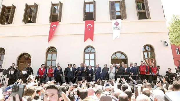 Sarıyer'in Tarihi Camisi Yeniden Açıldı! Erdoğan'dan Müjde