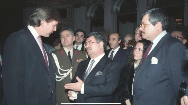Sedat Ergin'den Şok Paylaşım: Genç Trump ve Özal!