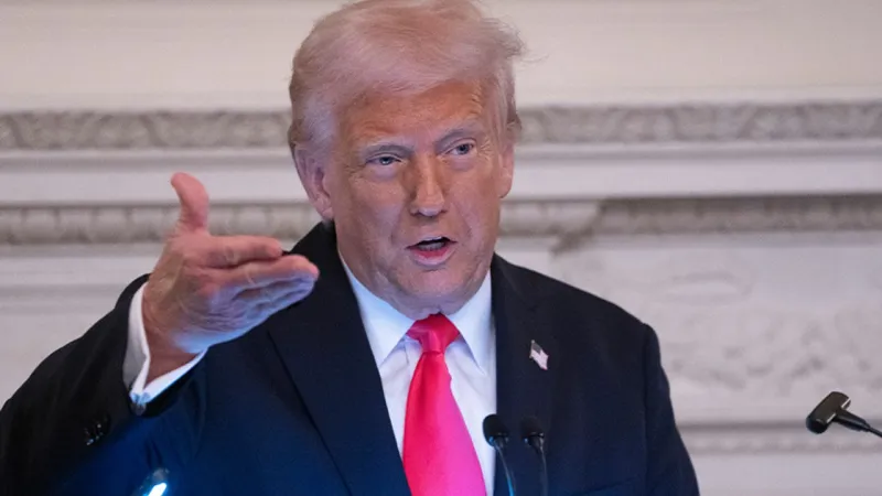 Trump'tan Şok Sözler: Hamaney'i Öldürmeyecek mi? Hava Sahası Bizde!