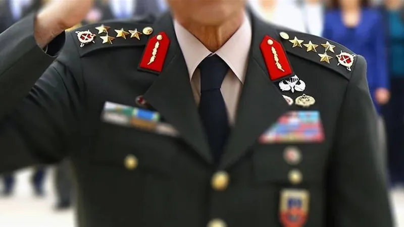 TSK’da tarihi değişiklik: Generaller artık 72 yaşına kadar görevde kalabilecek!