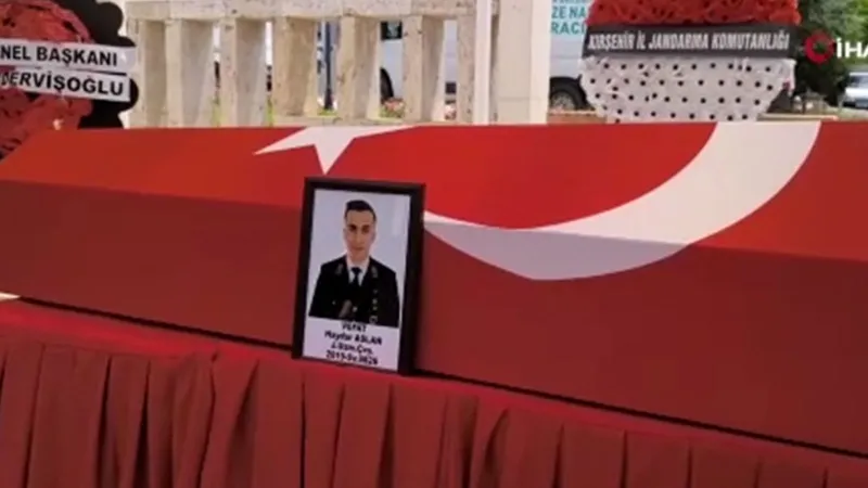 Uzman Çavuş ve Eşi Feci Kazada Can Verdi! Düğün Hazırlığı Yarım Kaldı